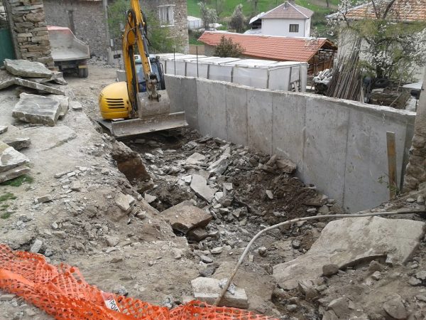 Материал 120 от архива на ВЕМУС